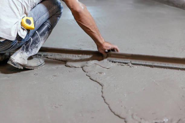 Best Custom Concrete Contractor  in New Mford, IL